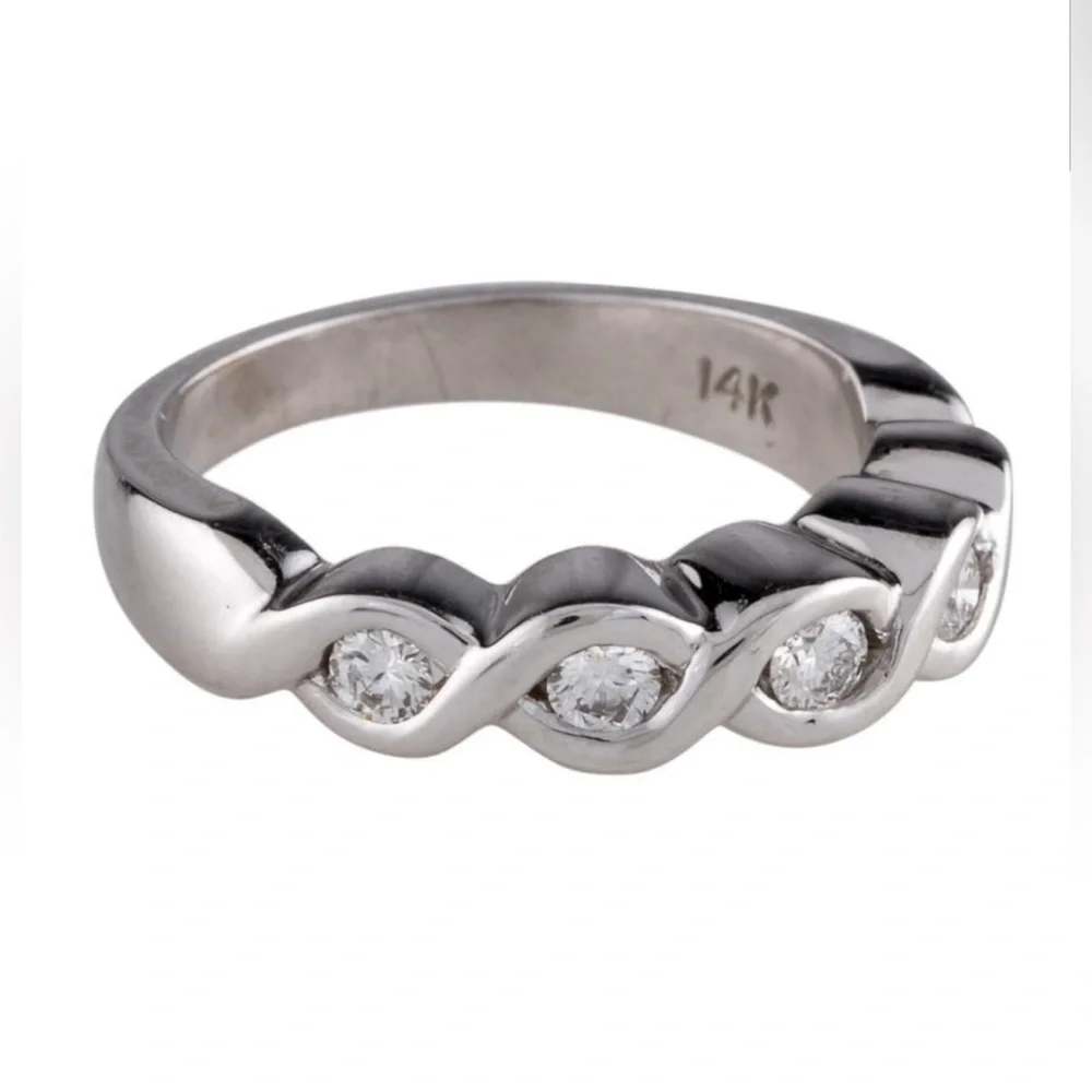 14KT White Gold Natural Diamonds Band - Picture 1 of 10